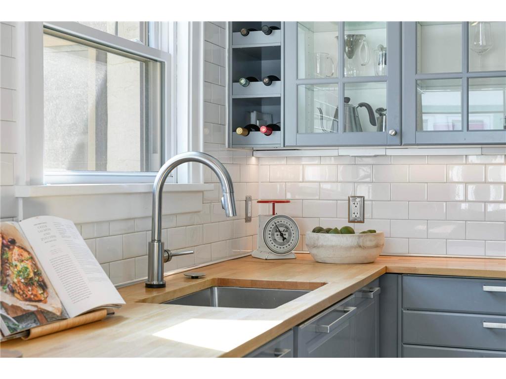 2327 Arthur Street NE Minneapolis MN 55418 6332804 image22