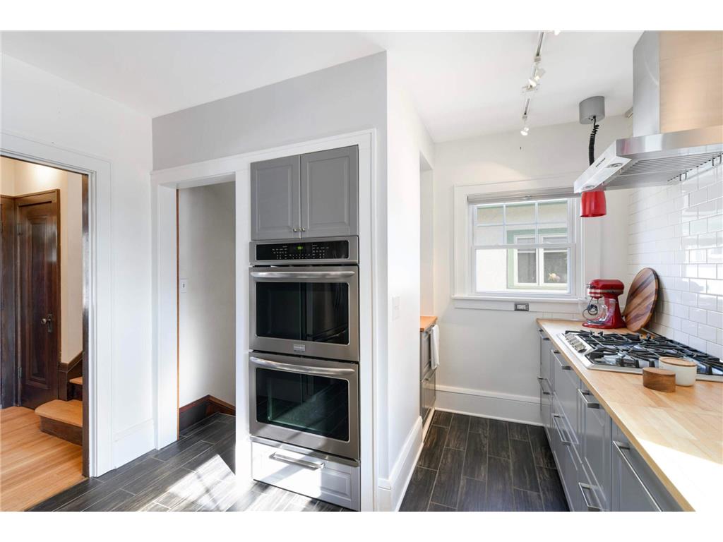 2327 Arthur Street NE Minneapolis MN 55418 6332804 image25