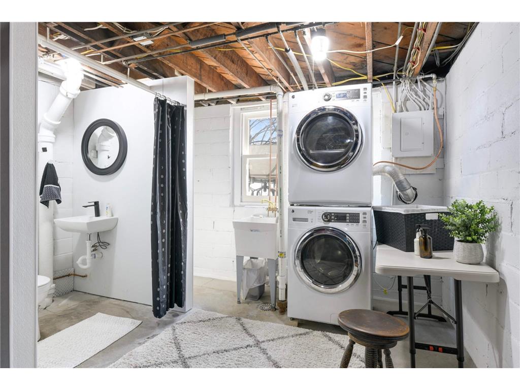 2327 Arthur Street NE Minneapolis MN 55418 6332804 image38