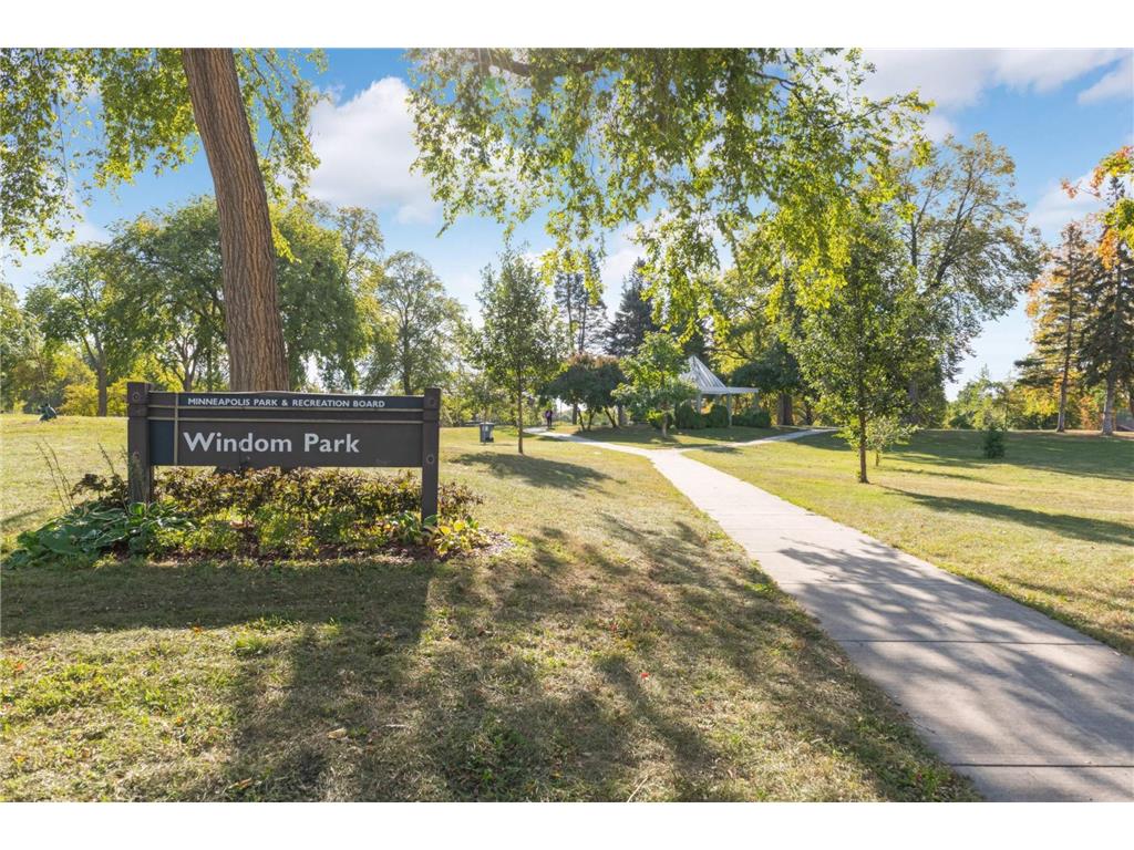 2327 Arthur Street NE Minneapolis MN 55418 6332804 image43