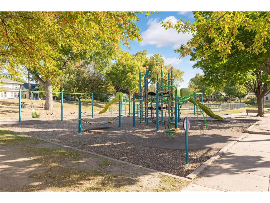 2327 Arthur Street NE Minneapolis MN 55418 6332804 image44