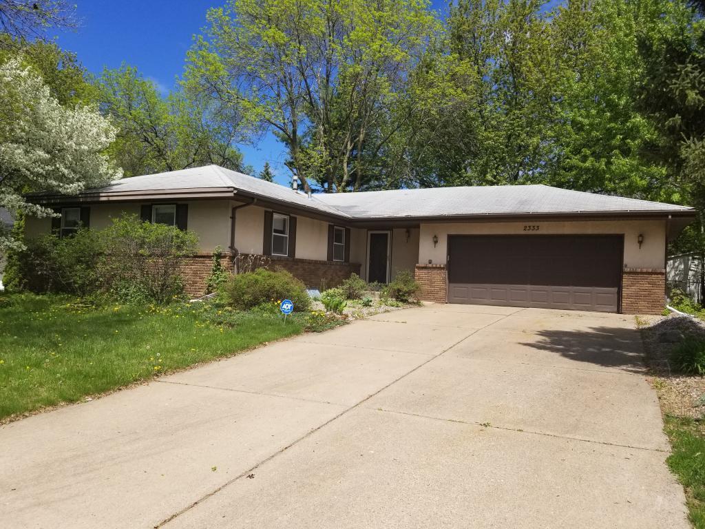 2333 Maple Lane E Maplewood MN 55109 5501313 image1