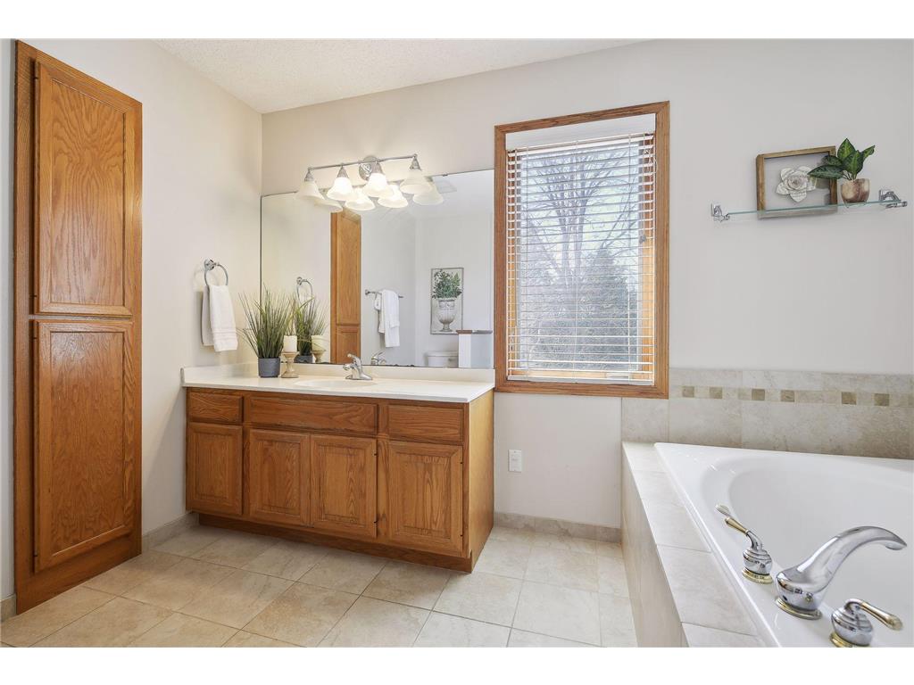 2333 Stone Creek Lane W Chanhassen MN 55317 6353621 image14