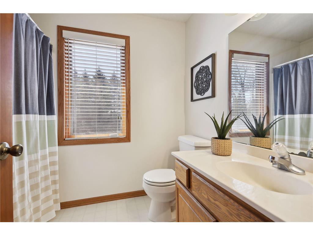2333 Stone Creek Lane W Chanhassen MN 55317 6353621 image18