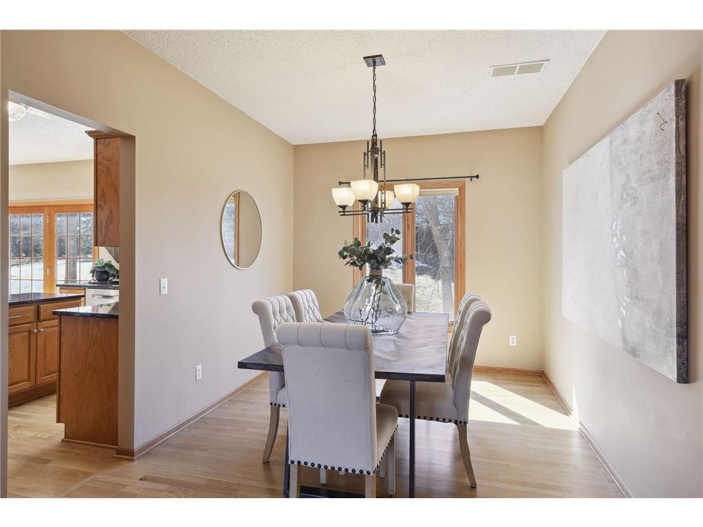 2333 Stone Creek Lane W Chanhassen MN 55317 6353621 image8