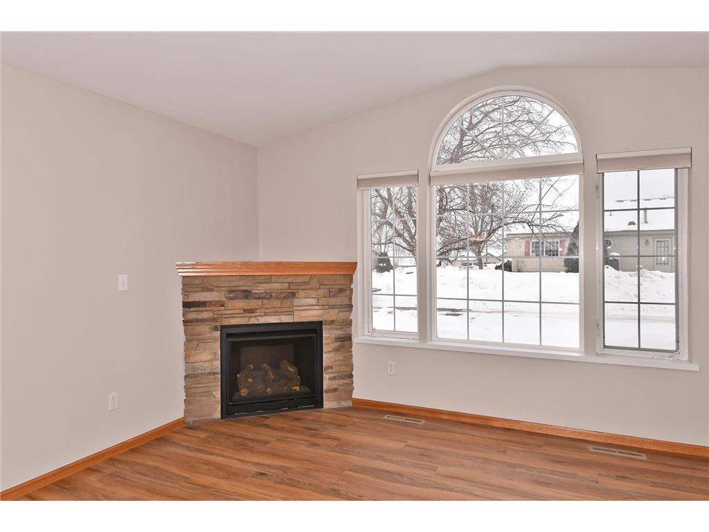 2403 Carriage Hills Drive Faribault MN 55021 6270668 image12