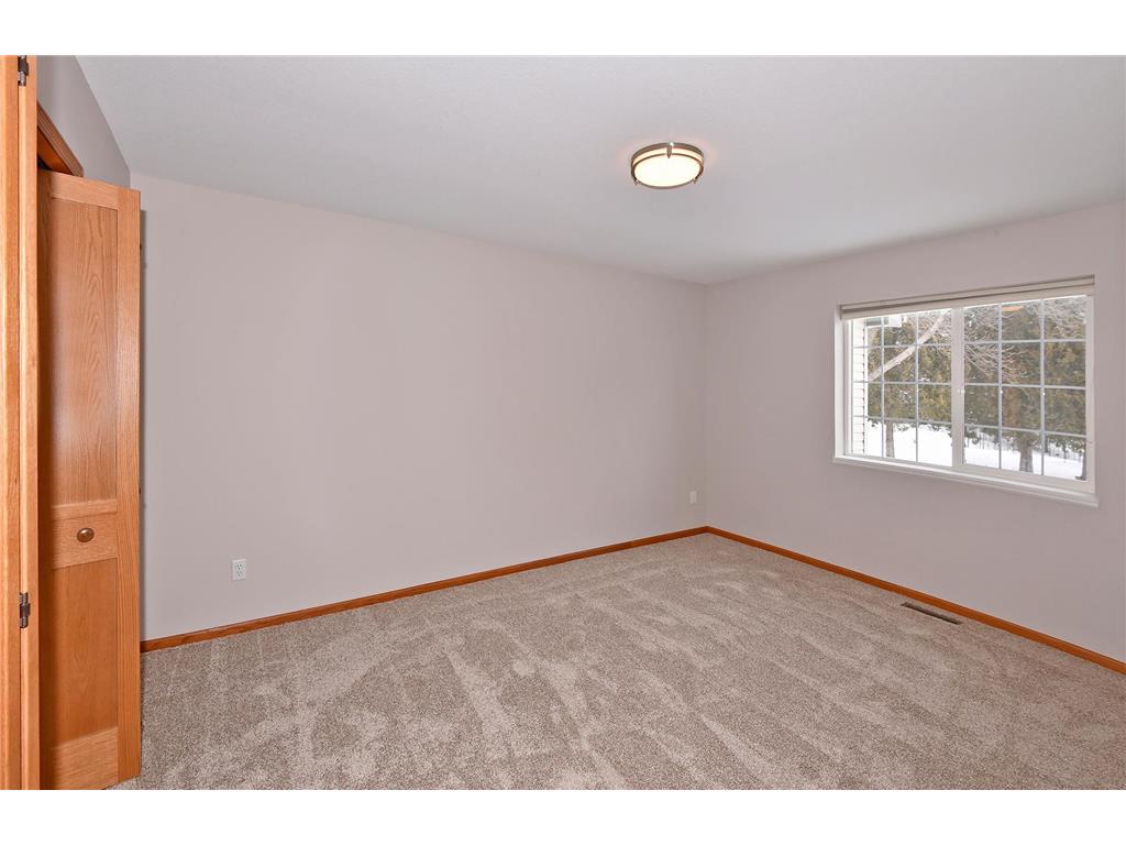 2403 Carriage Hills Drive Faribault MN 55021 6270668 image20