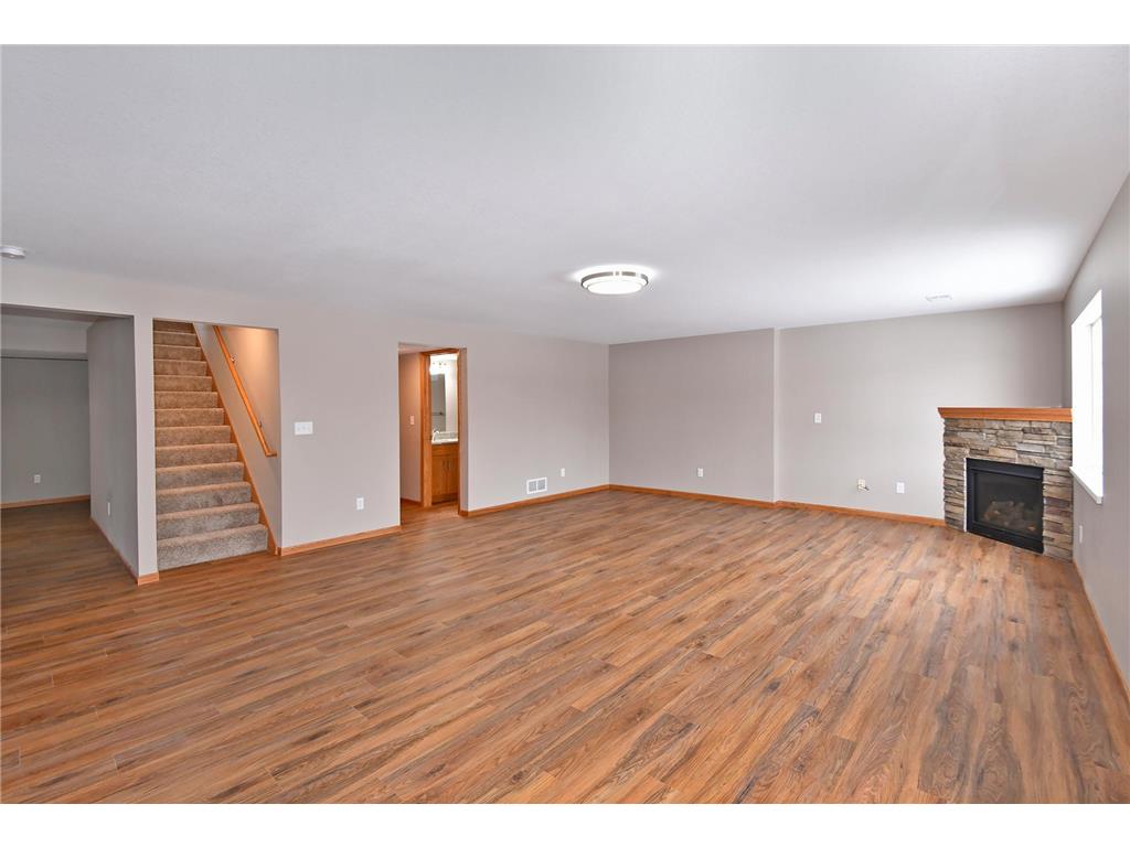 2403 Carriage Hills Drive Faribault MN 55021 6270668 image29