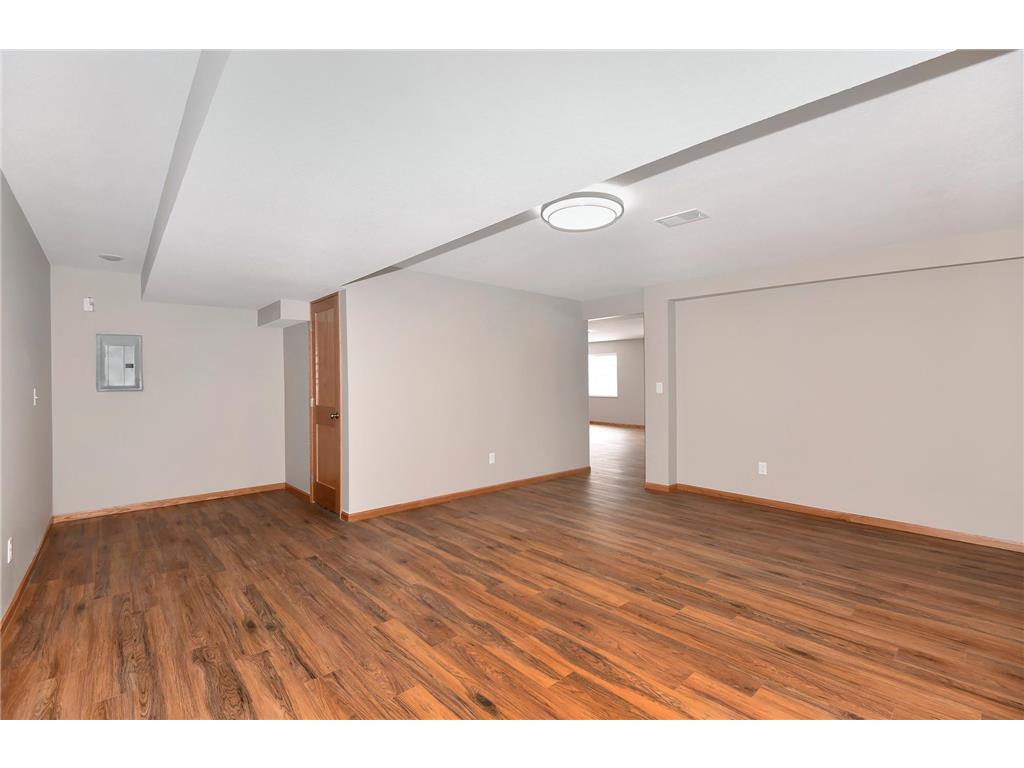 2403 Carriage Hills Drive Faribault MN 55021 6270668 image31
