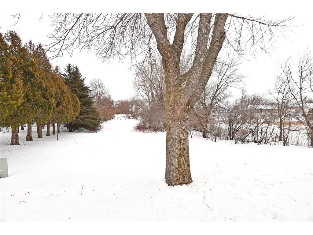 2403 Carriage Hills Drive Faribault MN 55021 6270668 image34
