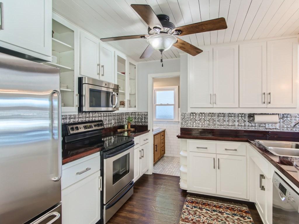 2445 County Road F E White Bear Lake MN 55110 6330053 image11