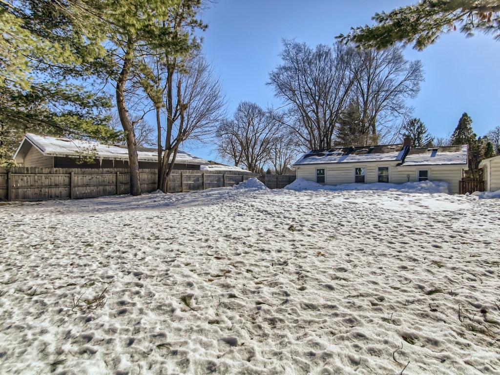 2445 County Road F E White Bear Lake MN 55110 6330053 image27