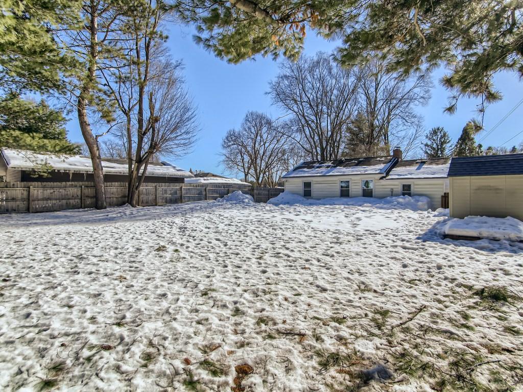 2445 County Road F E White Bear Lake MN 55110 6330053 image28