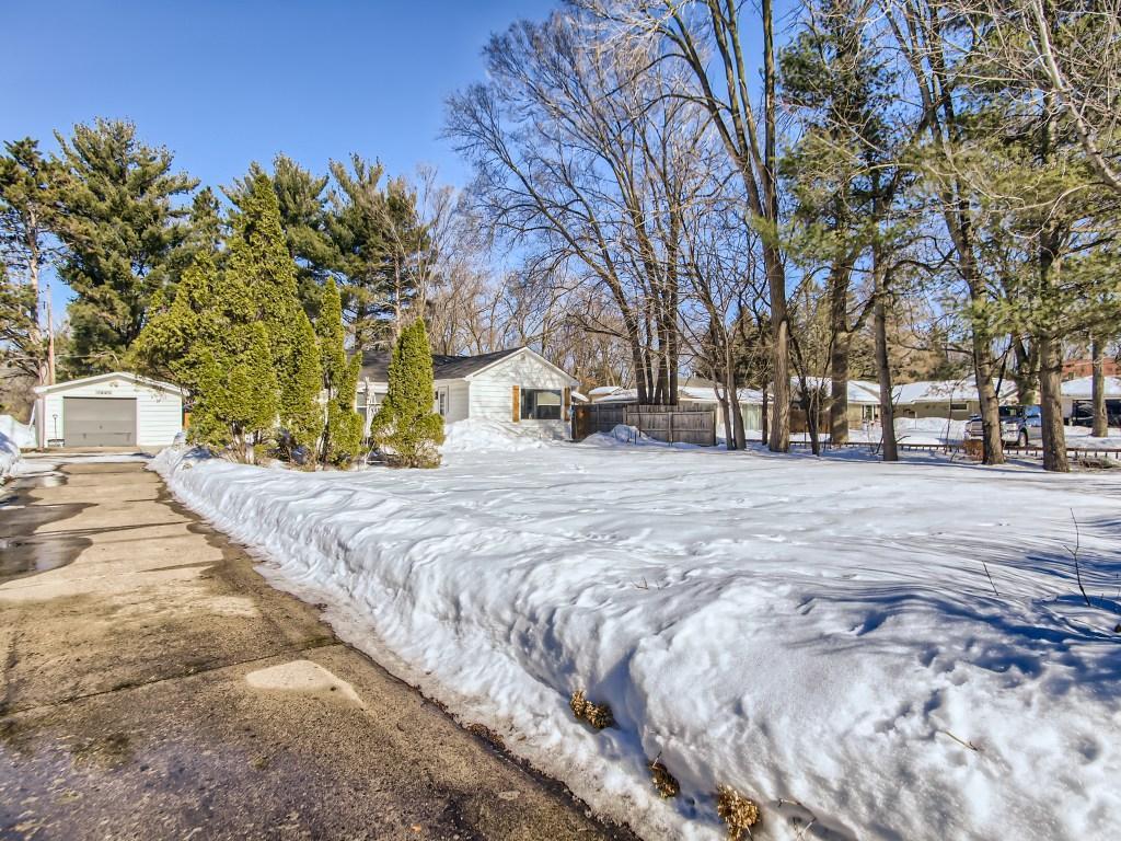 2445 County Road F E White Bear Lake MN 55110 6330053 image3