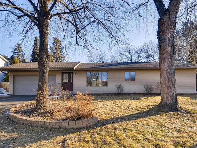 2496 Matilda Street Roseville MN 55113
