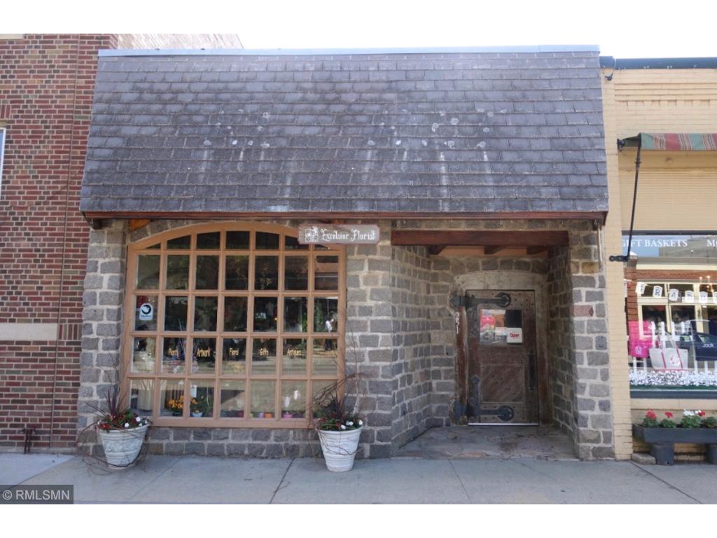 251 Water Street Excelsior MN 55331 4961466 image1