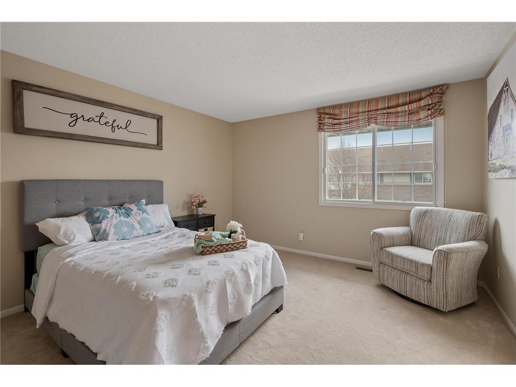 2560 Mallard Drive Woodbury MN 55125 6346875 image17