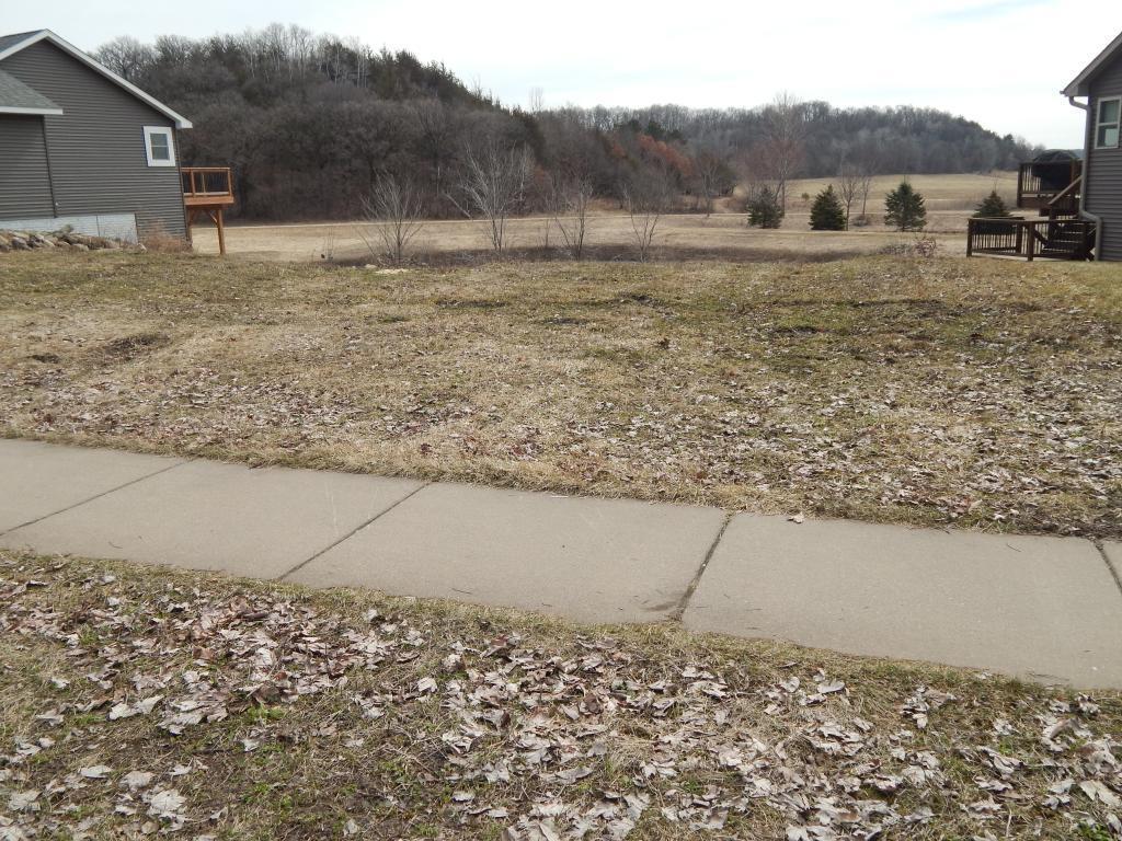 262 Glenmeadow Street River Falls WI 54022 5544871 image1