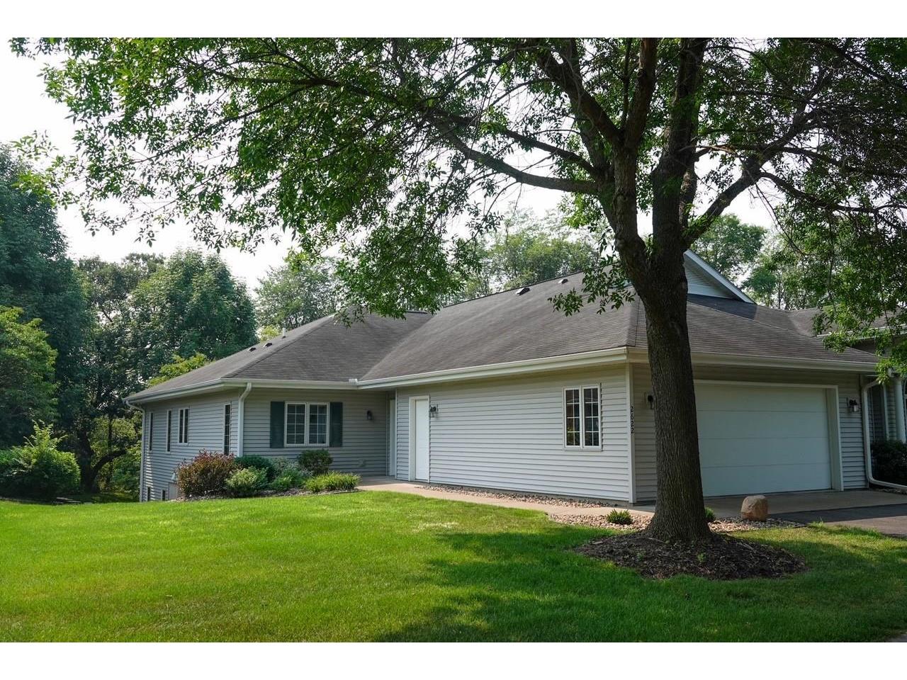 2622 Golf View Drive River Falls WI 54022 6074492 image1