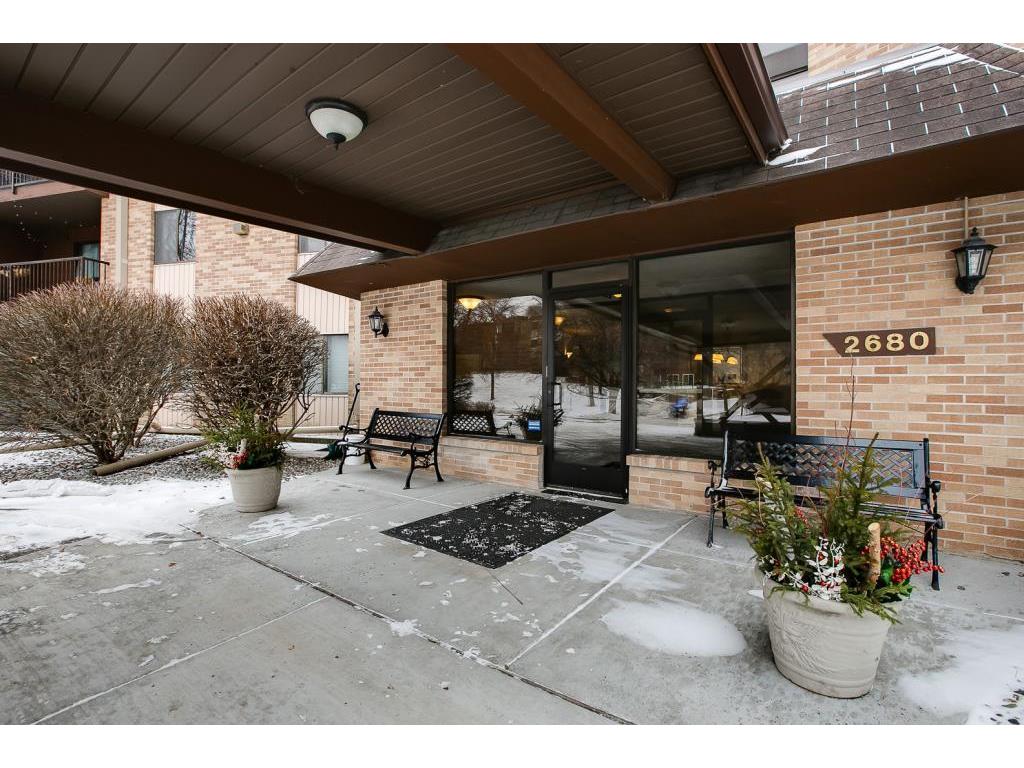 2680 Oxford Street N #113 Roseville MN 55113 5133752 image1