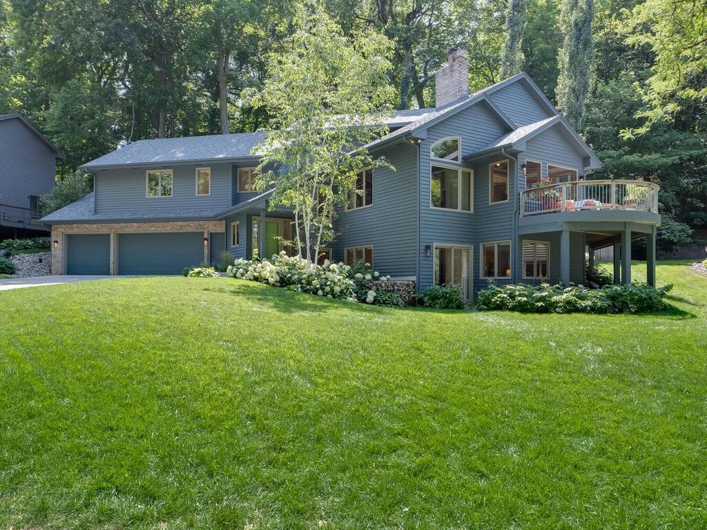 2725 Hemlock Lane N Plymouth MN 55441 - Medicine Lake 6390952 image1