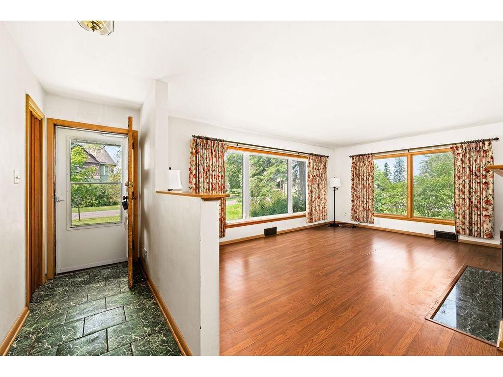 304 9th Avenue E Superior WI 54880 6568201 image6