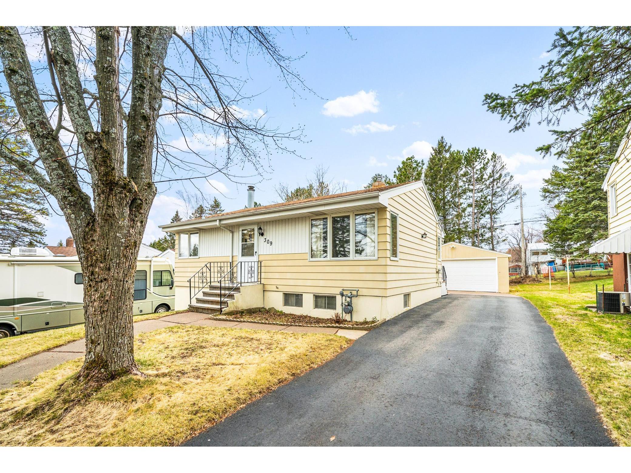 309 N Oak Bend Drive Duluth MN 55811 5743613 image1