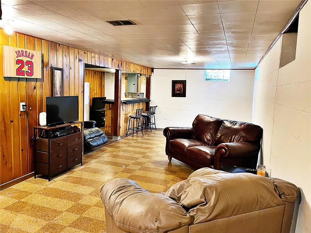 309 Sunrise Boulevard Redwood Falls MN 56283 6087229 image11