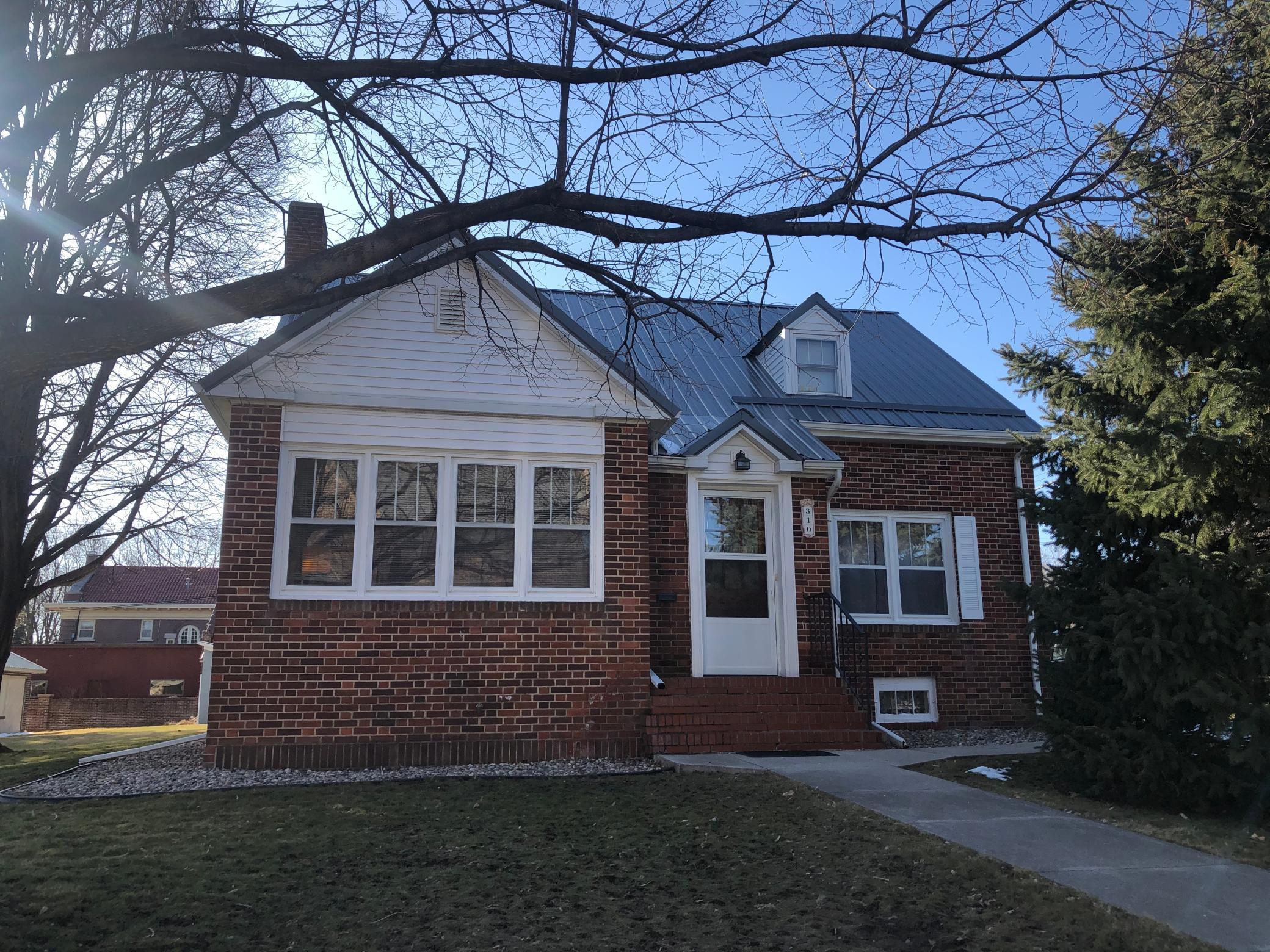 310 Cass Avenue N Springfield MN 56087 5728245 image1