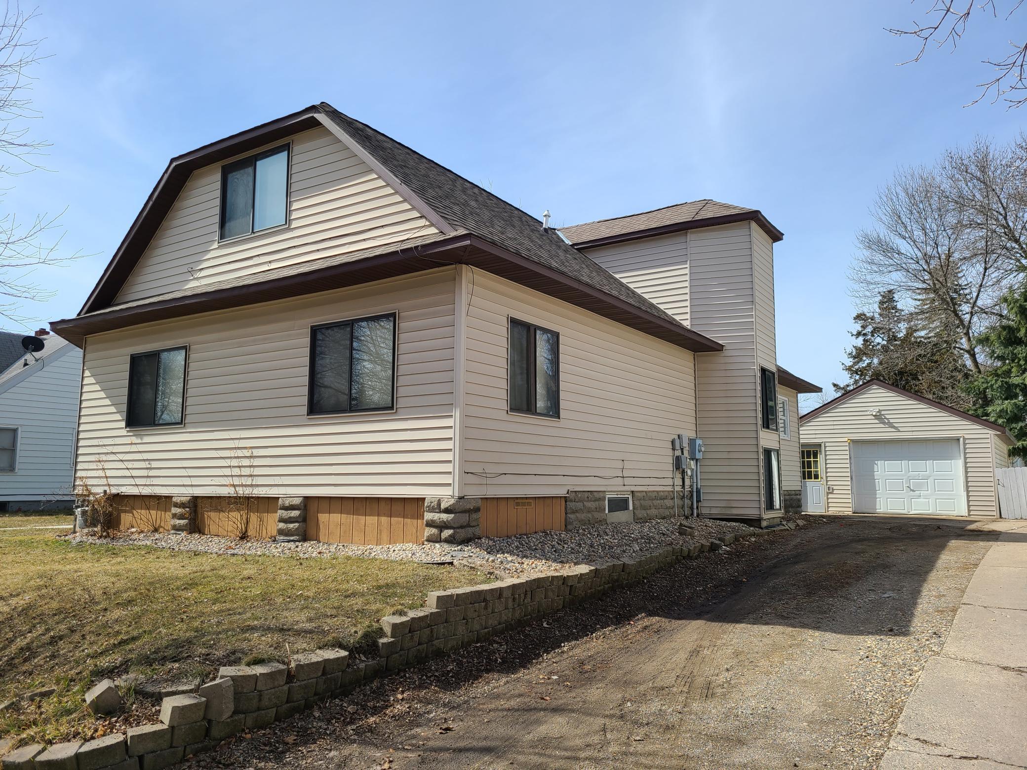 316 Bernard Street SE Willmar MN 56201 5728697 image1