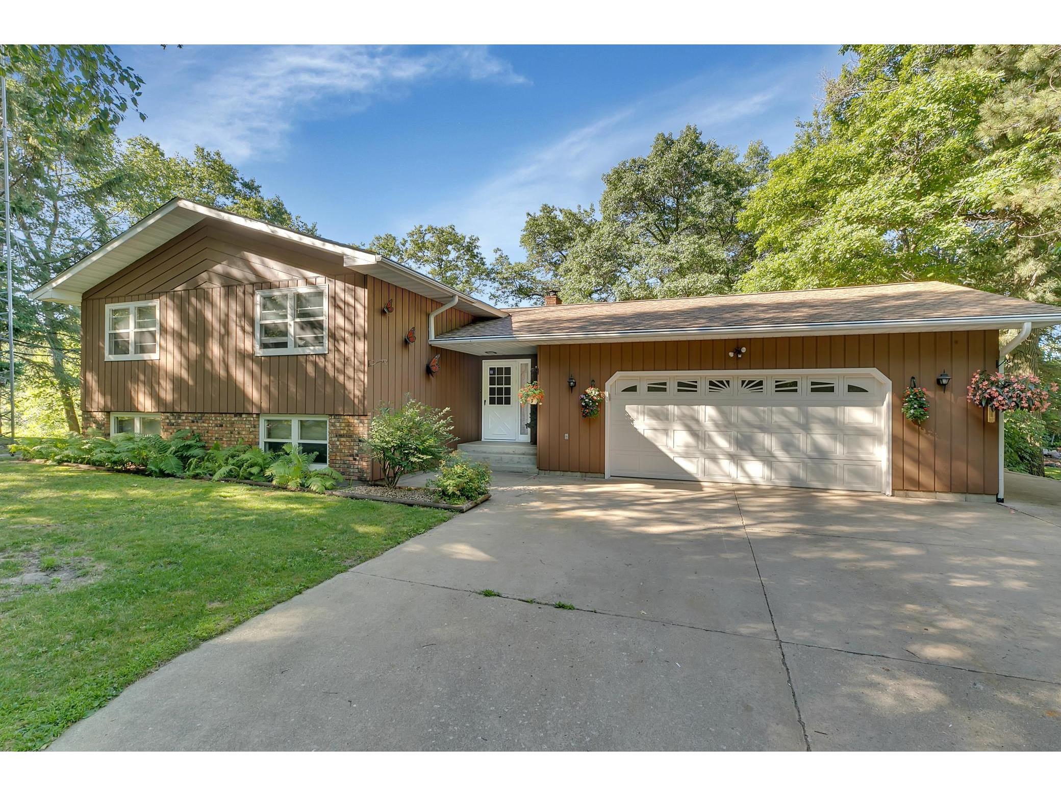 3191 Thoroughfare Drive Cushing MN 56443 - FISH TRAP 5632295 image1