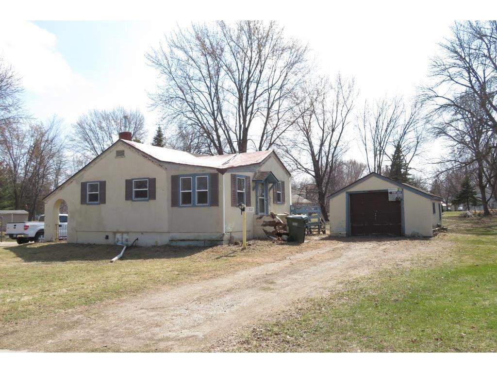 32 Mcleod Avenue NE Hutchinson MN 55350 5470543 image1