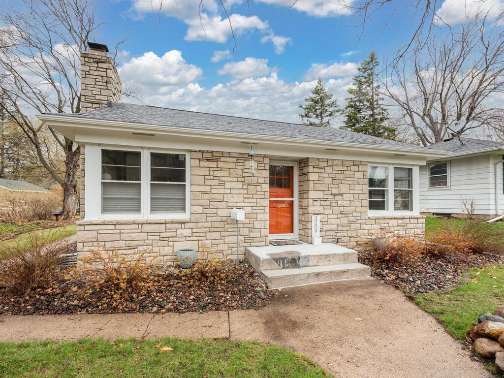 3209 Chowen Avenue N Robbinsdale MN 55422 5740162 image1