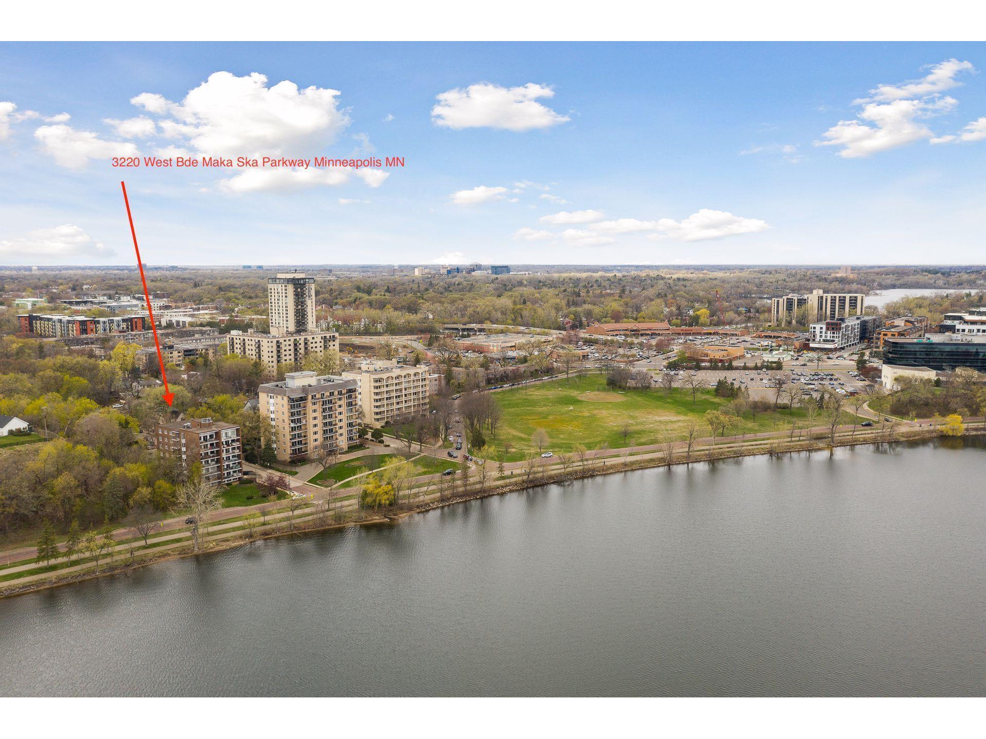 3220 W Bde Maka Ska Parkway #401 Minneapolis MN 55416 - Bde Maka Ska 5743536 image1