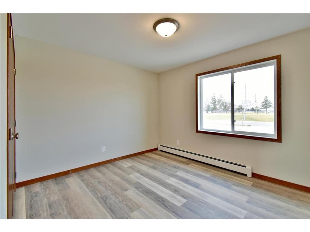 323 1/2 Unit 1 Fairgrounds Road N Alexandria MN 56308 - Winona 6629679 image11