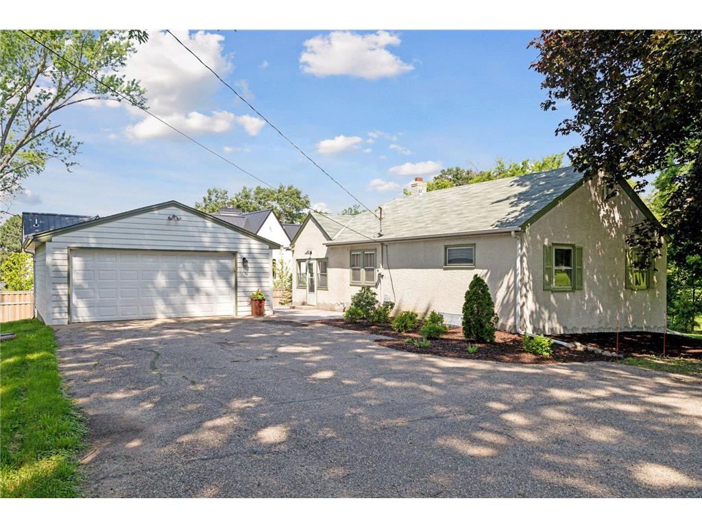 3235 Lexington Avenue N Arden Hills MN 55126 6565618 image1