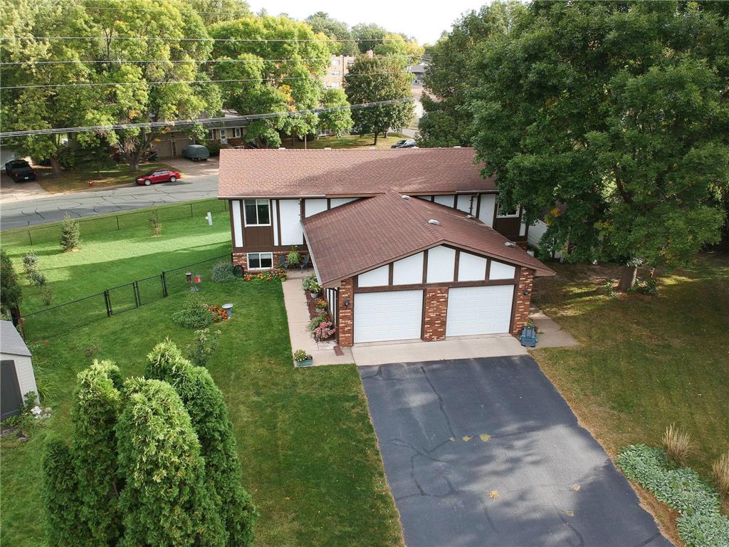 327 High Ridge Road River Falls WI 54022 6339706 image1