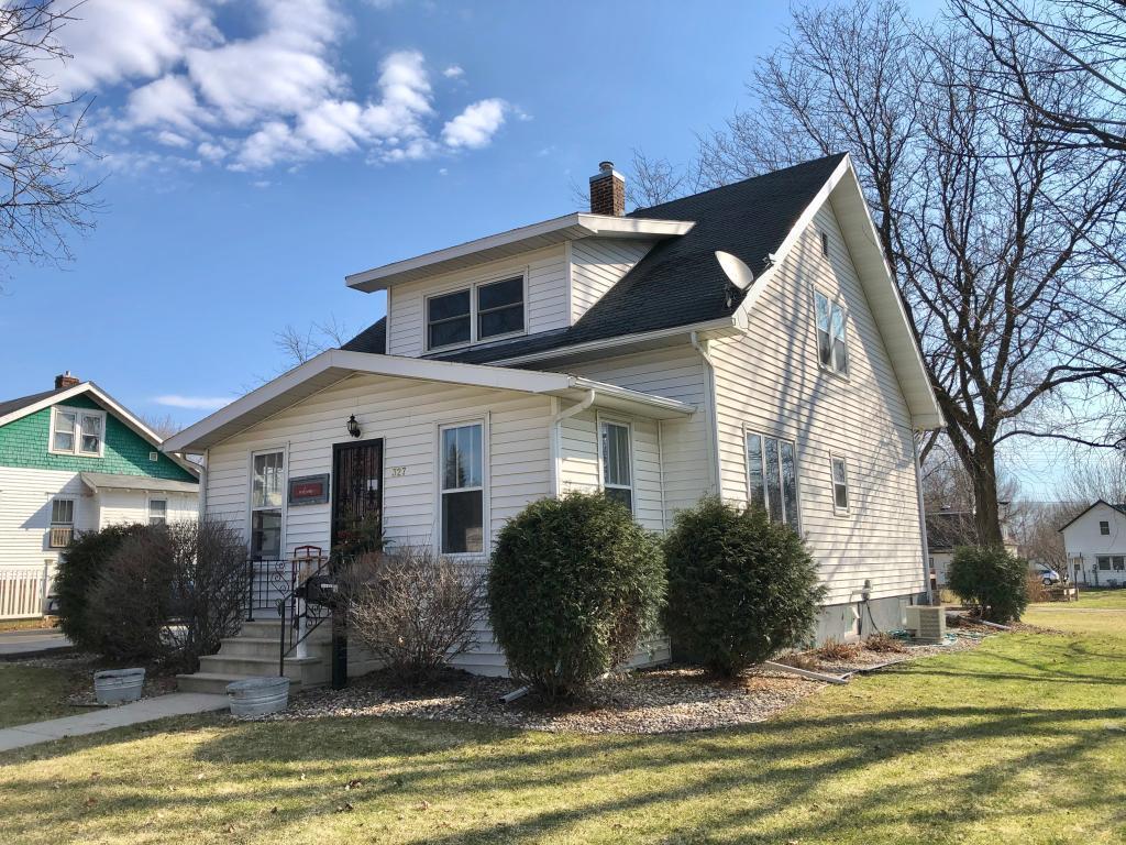 327 N Jackson Avenue Springfield MN 56087 5547830 image1