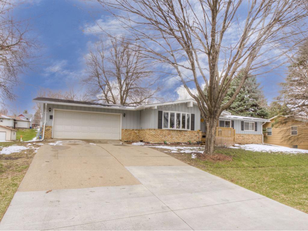 332 W 2nd Street Waconia MN 55387 5552883 image1