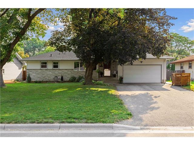 3340 Xenia Avenue N Crystal MN 55422
