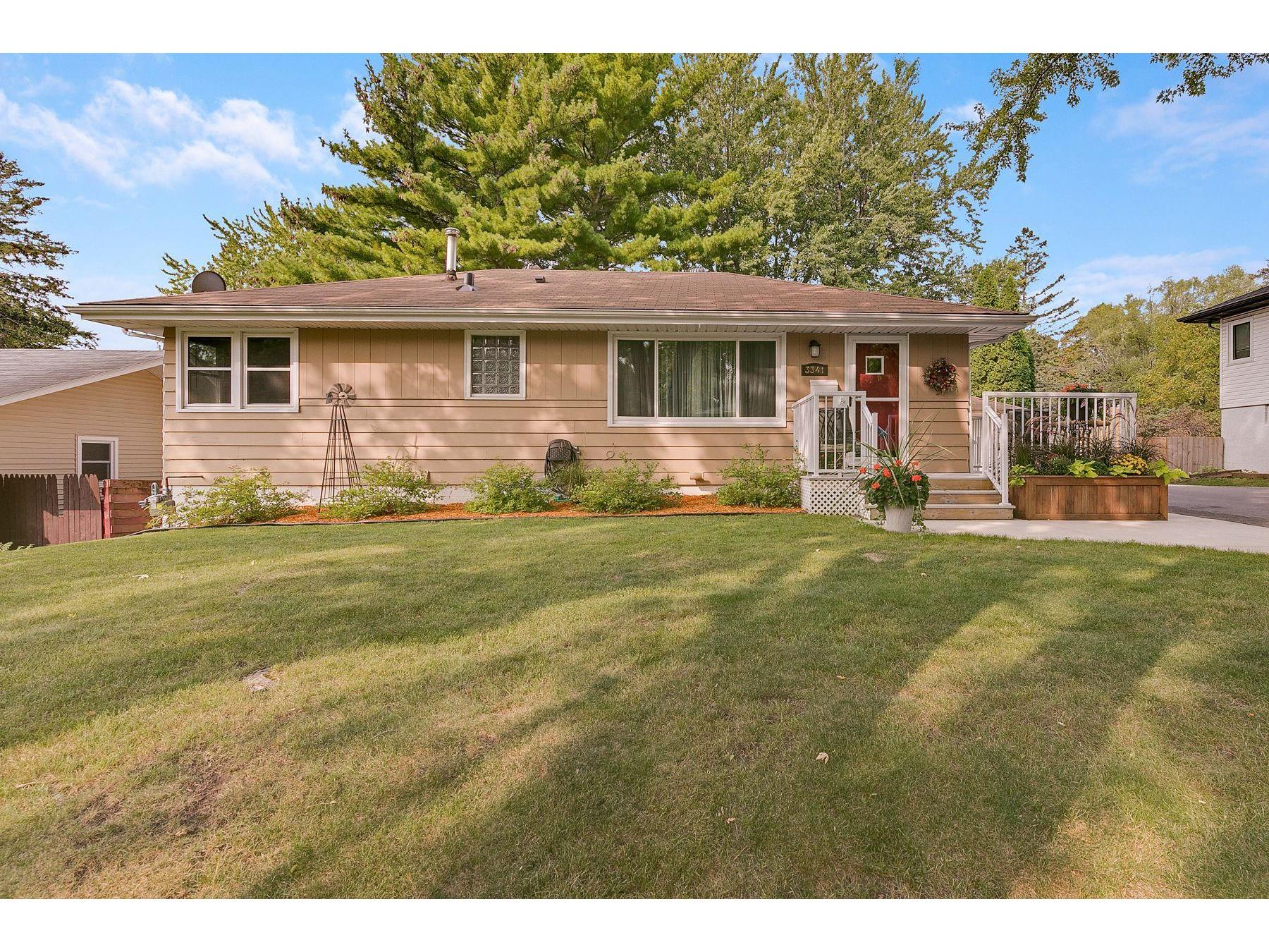 3341 Edgewood Avenue N Crystal MN 55427 5649845 image1