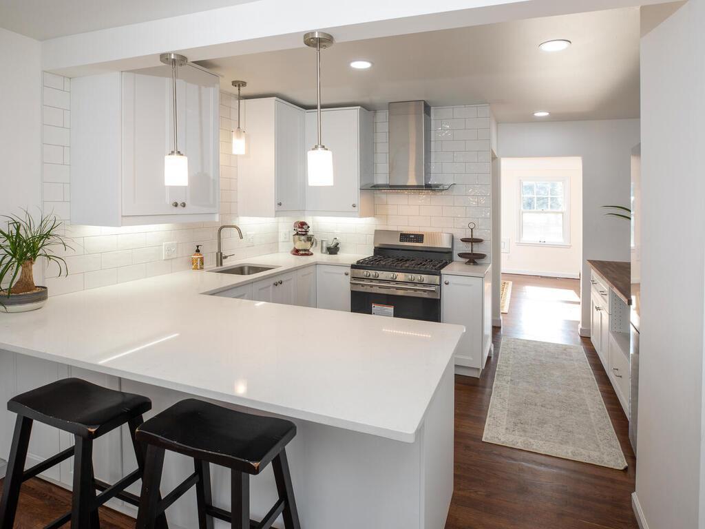 3741 Noble Avenue N Robbinsdale MN 55422 6390646 image1