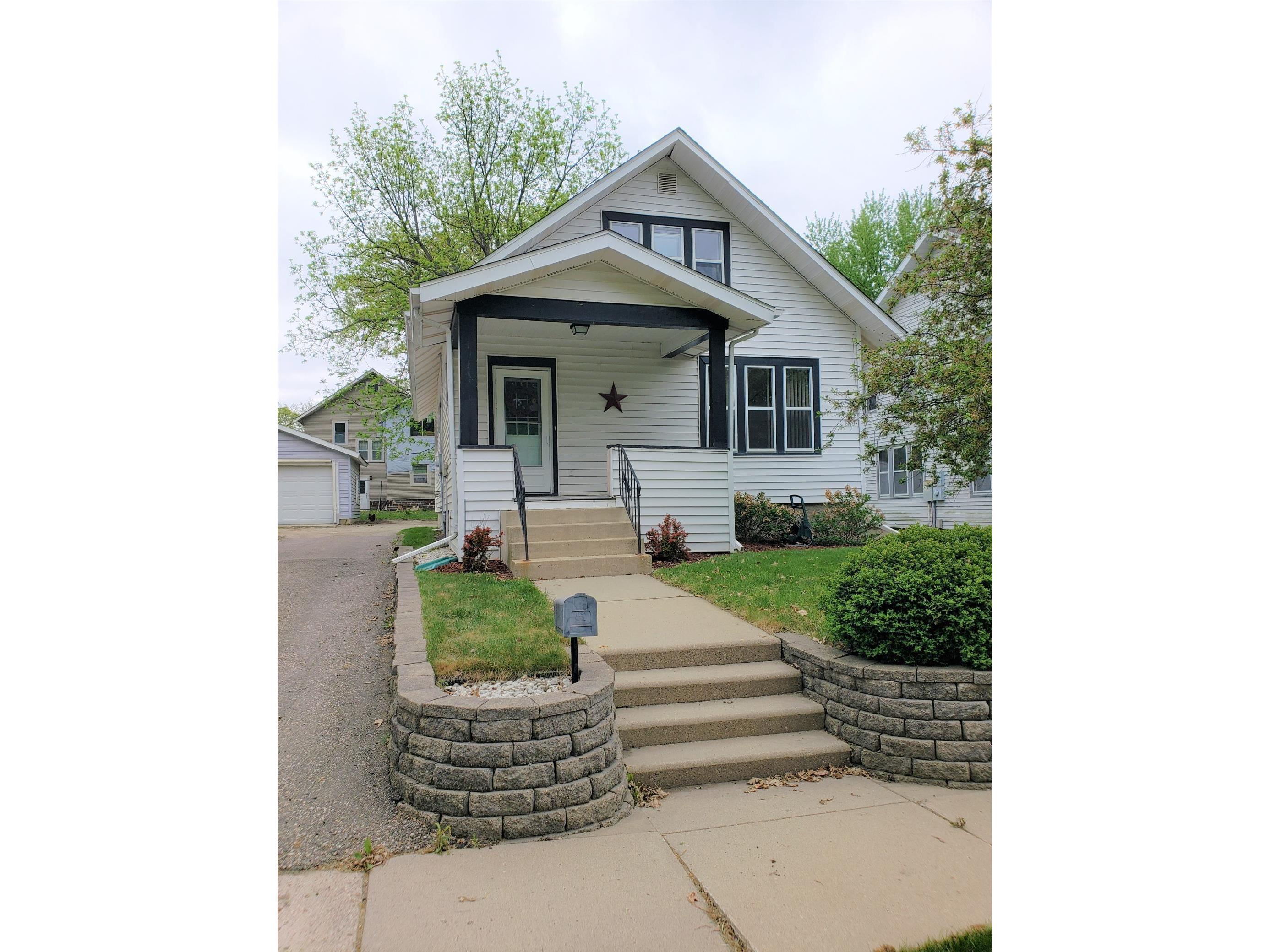 408 2nd Street NE Waseca MN 56093 5759964 image1