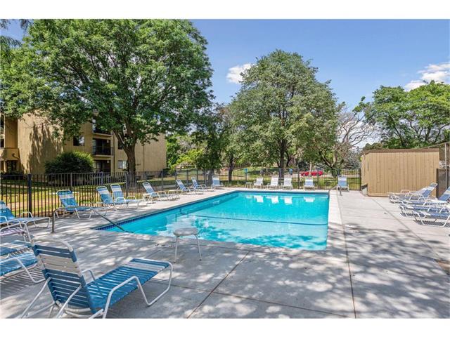 4101 Parklawn Avenue #122 Edina MN 55435