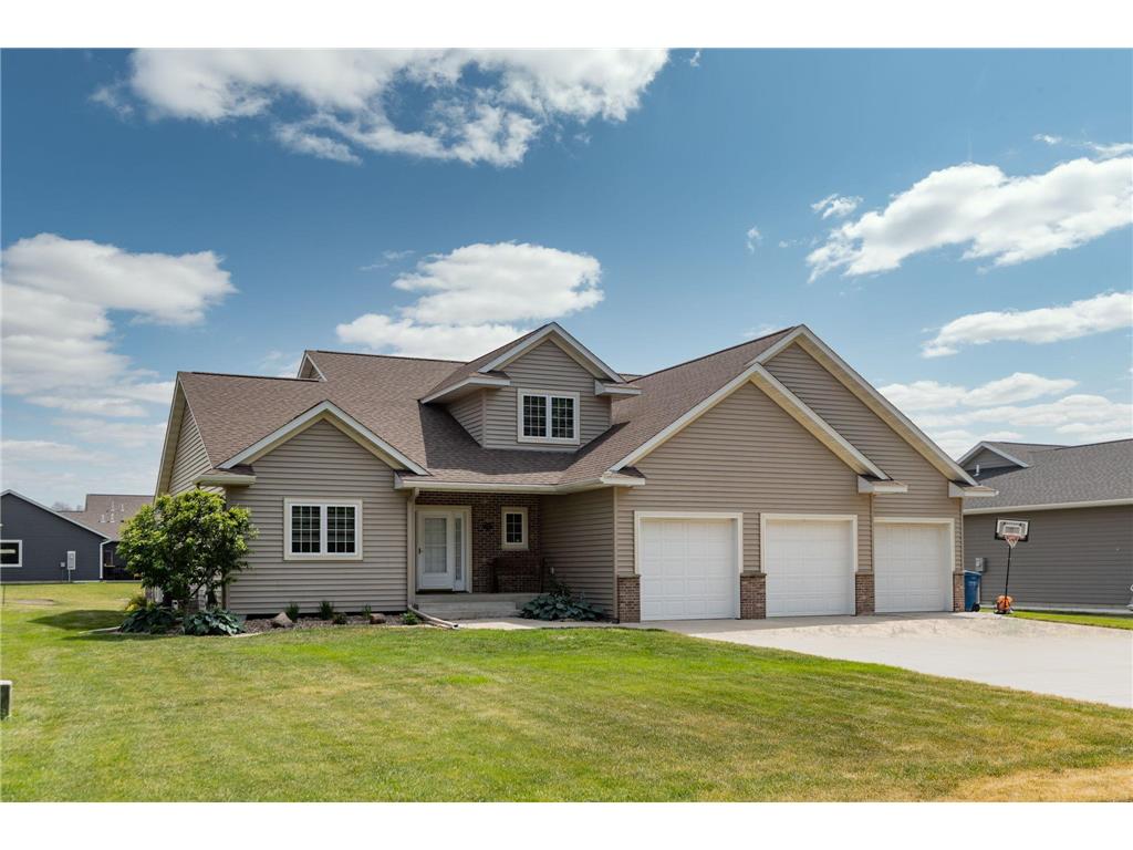 411 2nd Street SE Hayfield MN 55940 6385300 image1