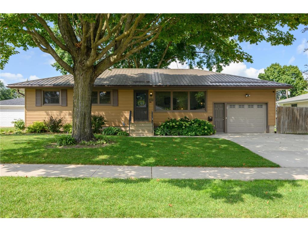 415 4th Avenue SE Stewartville MN 55976 6590078 image1