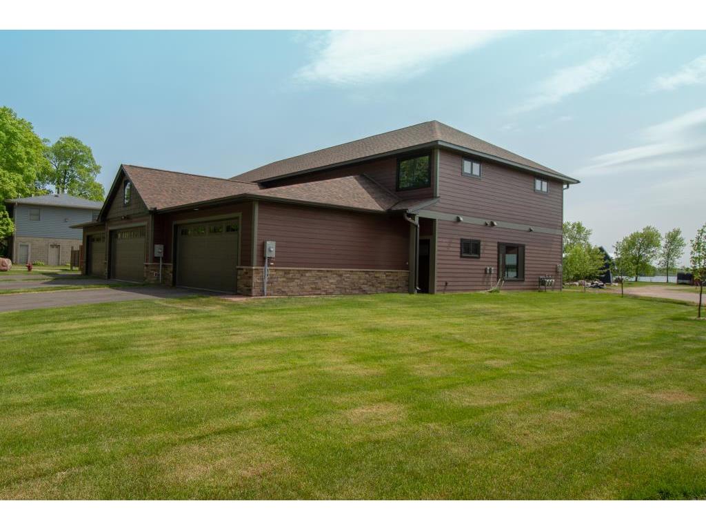 415 Bennett Street #11 Wahkon MN 56386 - Mille Lacs Lake 5134629 image1
