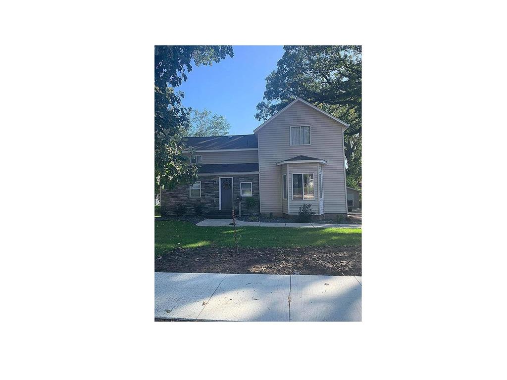 422 3rd Street NE Waseca MN 56093 6370442 image1