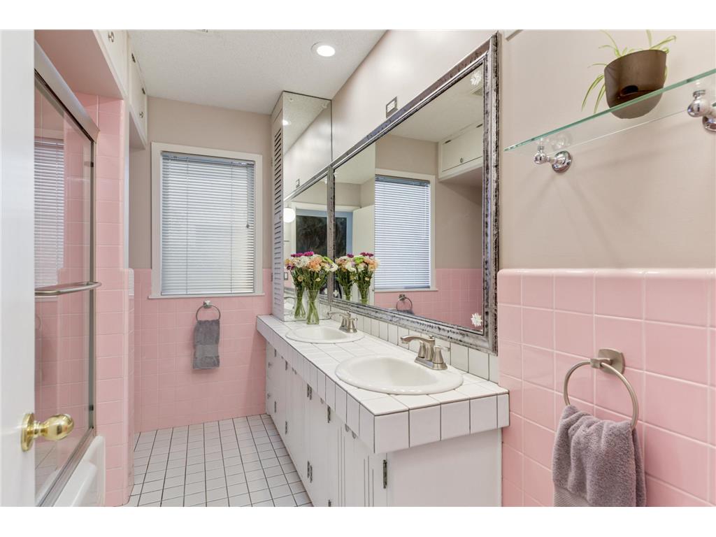 4222 Chowen Avenue N Robbinsdale MN 55422 6307959 image17