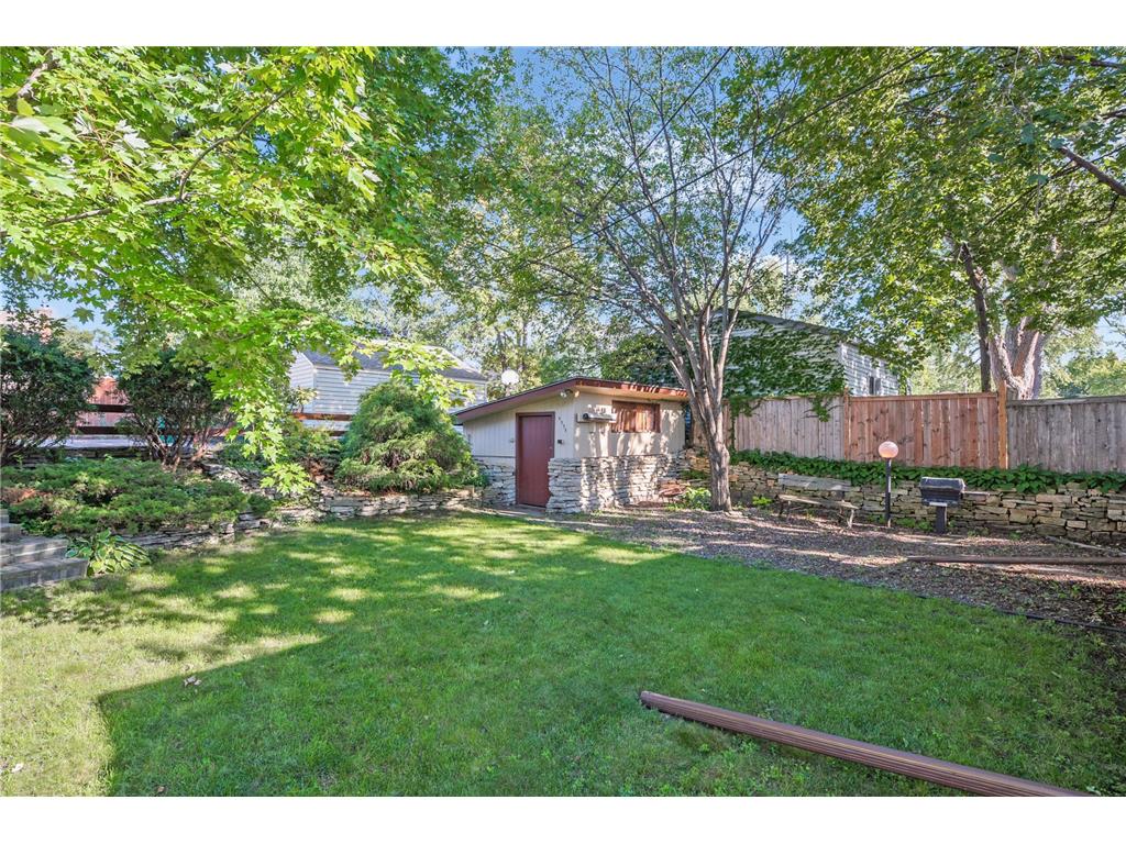4222 Chowen Avenue N Robbinsdale MN 55422 6307959 image27